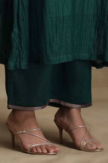 Shop Weaver Story Green Chanderi, Cotton Satin Sequins, Embroidery Round Neck A-line Kurta Set Shop_Weaver Story_Green Chanderi, Cotton Satin Sequins, Embroidery Round Neck A-line Kurta Set