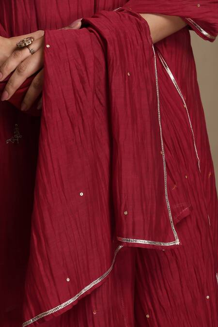 Shop Weaver Story Red Chanderi, Cotton Satin Sequins, Embroidery, Gota Patti Floral Kurta Set Online at Aza Fashions Shop_Weaver Story_Red Chanderi, Cotton Satin Sequins, Embroidery, Gota Patti Floral Kurta Set _Online_at_Aza_Fashions