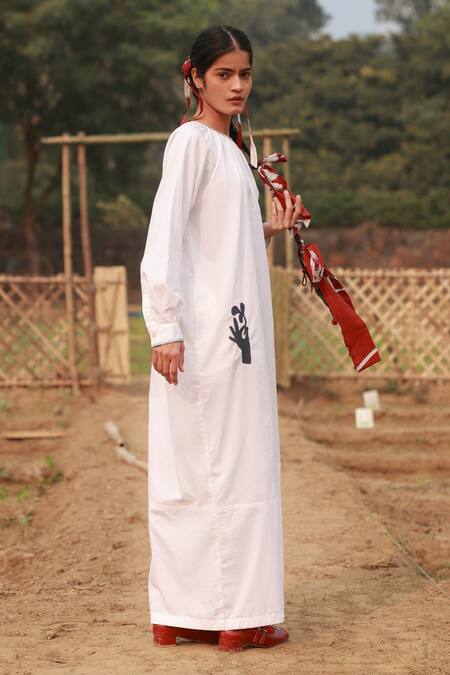 Doodlage_White Upcycled Cotton Embroidered Thread Round Patchwork Maxi Dress _Online_at_Aza_Fashions