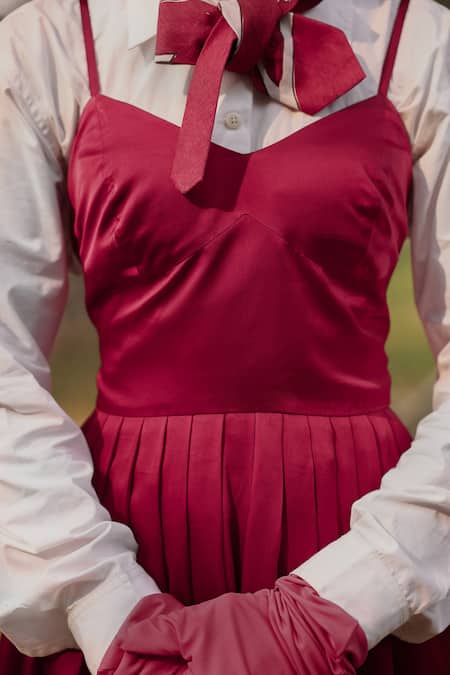 Shop_Doodlage_Red Bemberg Solid Sweetheart Crimson Pleated Sundress _Online_at_Aza_Fashions