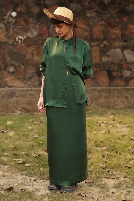 Doodlage_Green Bemberg Solid Ankle-length Pencil Skirt _Online_at_Aza_Fashions