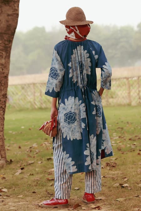 Shop Doodlage Blue Upcycled Cotton Hand Painted Batik Round Floral Tunic at Aza Fashions Shop_Doodlage_Blue Upcycled Cotton Hand Painted Batik Round Floral Tunic _at_Aza_Fashions