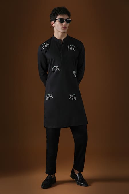 KOMAL KOTHARI Cotton Calves Embroidered Kurta 