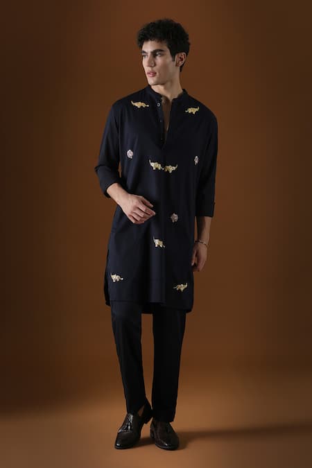 KOMAL KOTHARI Cotton Elephant Embroidered Straight Kurta 