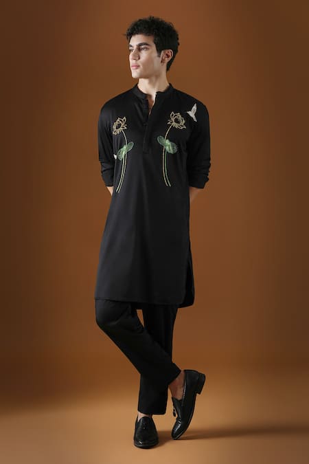 KOMAL KOTHARI Lotus Embroidered Straight Kurta 