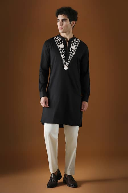 KOMAL KOTHARI Mirror Illusion Embroidered Straight Kurta 