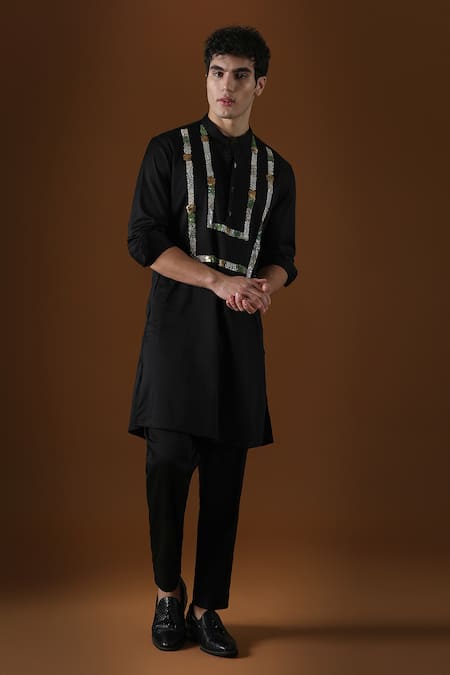 KOMAL KOTHARI Cotton Sequin Embroidered Straight Kurta 