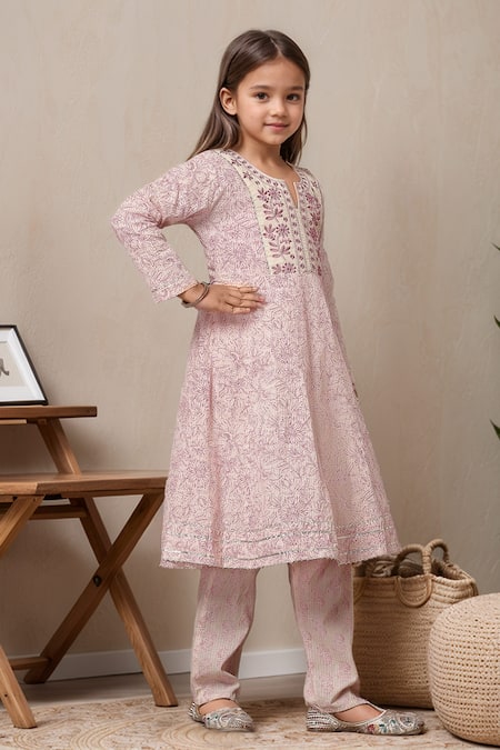 Buy_Petite Pomme_Off White Cotton Embroidery Floral Print Thread Work Kurta And Trouser Set _Online_at_Aza_Fashions