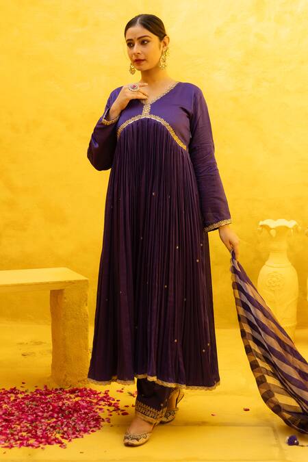 Buy_Mithi Supari_Yellow Silk, Chanderi Zari V-neck Zardozi Embroidered Anarkali Set _Online_at_Aza_Fashions