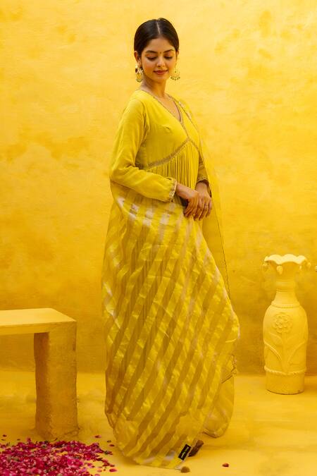 Shop_Mithi Supari_Purple Chanderi, Silk, Tissue Zari, Embroidery V-neck Zardozi Anarkali Set _Online_at_Aza_Fashions