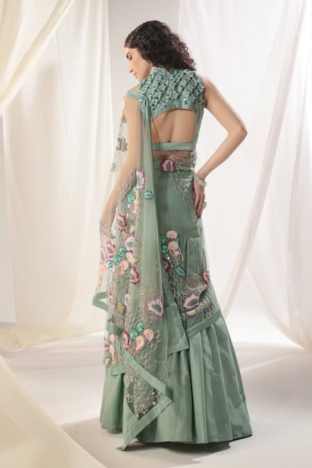 Shweta Aggarwal Floral 3D Pre-Draped Concept Saree Set 