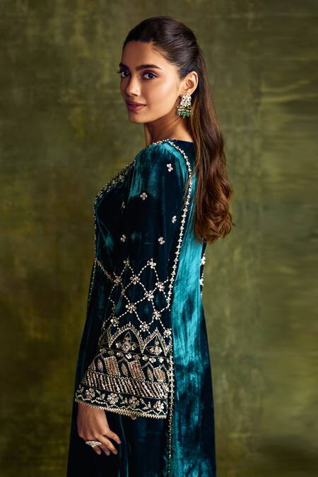 Shop_Label Sanya Gulati_Turquoise Silk, Velvet Sequins, Mirrors, Zari Resham Embroidered Kurta Set 