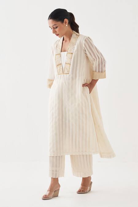 Shop_Vaaya_Off White Handloom Cotton, Chanderi Striped Kurta Set With Embellished Neckline 