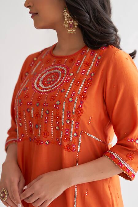 Buy_Vaaya_Orange Silk, Embroidery, Tassels Bloom Handwork Kurta Pant Set _Online_at_Aza_Fashions