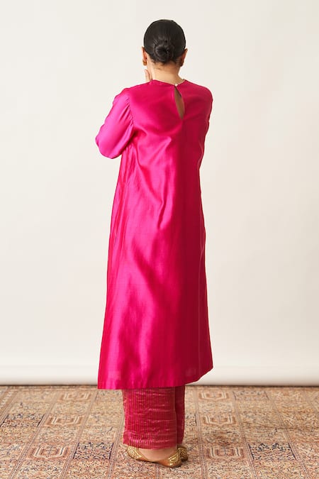 Vaaya Pink Solid Kurta Set With Striped Pant 