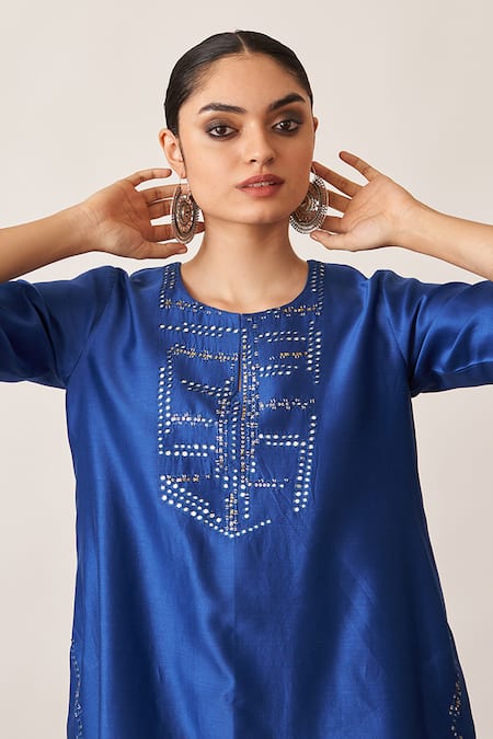 Vaaya_Blue , Silk Sequins, Embroidery Round Neck Yoke Kurta Set _at_Aza_Fashions