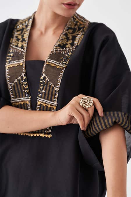 Vaaya Black Silk, Chanderi Embroidery V-neck Banarasi Patch Kurta Set at Aza Fashions Vaaya_Black Silk, Chanderi Embroidery V-neck Banarasi Patch Kurta Set _at_Aza_Fashions