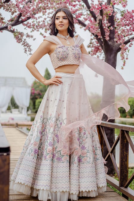 VRIDHI SOMAANI Perla 3D Embroidered Lehenga With Blouse 