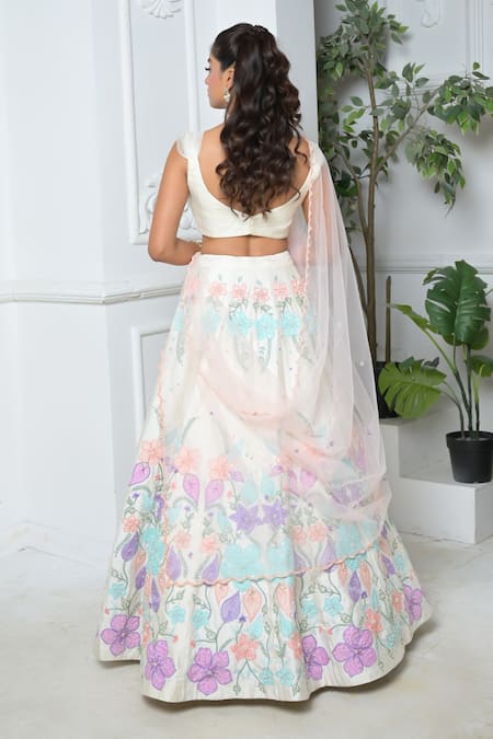 Vridhi Somaani Ivory Floral Applique Lehenga Set 
