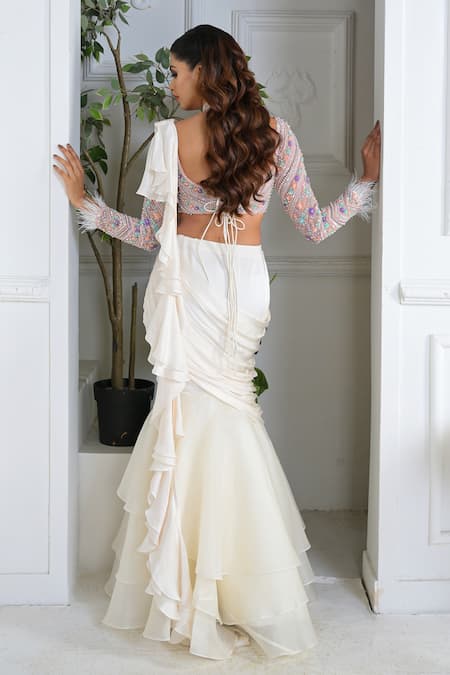 Vridhi Somaani Ivory Pre-Draped Ruffle Saree Set 