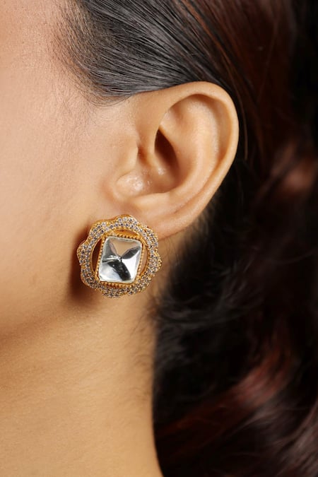 The Bling Girll Gold Floral Stud Earrings 