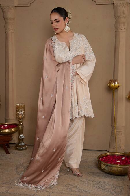Shop House Of Karmah Gold Silk Satin Cut Work, Tassels Split V-neck Floral Cutwork Kurta Set Online at Aza Fashions Shop_House Of Karmah_Gold Silk Satin Cut Work, Tassels Split V-neck Floral Cutwork Kurta Set _Online_at_Aza_Fashions