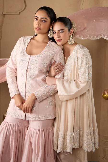 Buy House Of Karmah Gold Silk Satin Cut Work, Tassels Split V-neck Floral Cutwork Kurta Set Buy_House Of Karmah_Gold Silk Satin Cut Work, Tassels Split V-neck Floral Cutwork Kurta Set