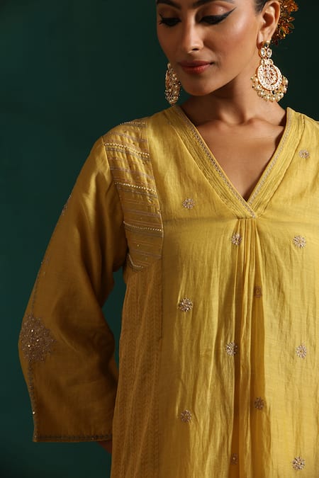 Shop_Beige_Yellow Chanderi, Cotton Satin Sequins, Embroidery V-neck Kurta Pant Set_Online_at_Aza_Fashions