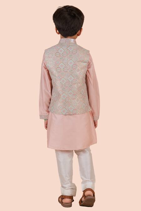 Partykles Pink Silk, Brocade, Cotton Sequins Geometric Print Bundi Kurta Set at Aza Fashions Partykles_Pink Silk, Brocade, Cotton Sequins Geometric Print Bundi Kurta Set _at_Aza_Fashions