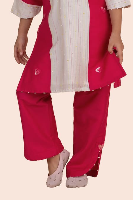 Partykles_Pink Cotton, Silk Sequins, Embroidery Heart Motif Kurta Set _at_Aza_Fashions