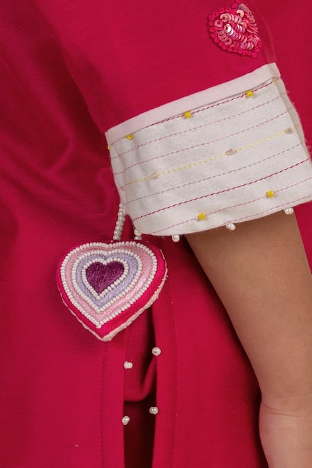 Buy_Partykles_Pink Cotton, Silk Sequins, Embroidery Heart Motif Kurta Set 
