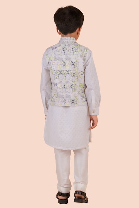 Partykles_Off White Cotton Sequins, Embroidery Floral Bundi Kurta Set _at_Aza_Fashions