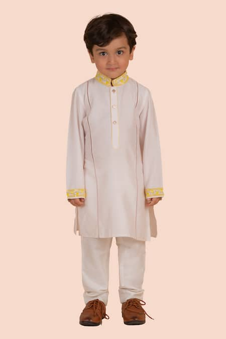 Partykles Heart Vine Embroidered Border Kurta With Pant 