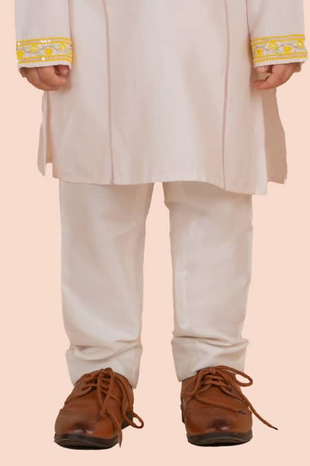 Partykles Pink Cotton, Silk Beads, Lace Heart Vine Embroidered Kurta Set Online at Aza Fashions Partykles_Pink Cotton, Silk Beads, Lace Heart Vine Embroidered Kurta Set _Online_at_Aza_Fashions