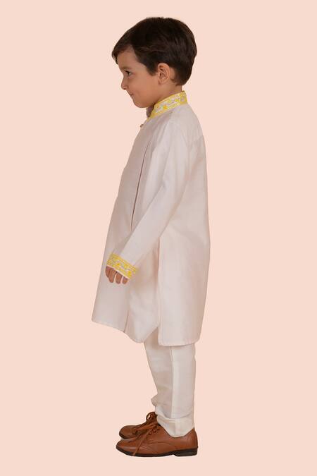 Buy Partykles Pink Cotton, Silk Beads, Lace Heart Vine Embroidered Kurta Set Online at Aza Fashions Buy_Partykles_Pink Cotton, Silk Beads, Lace Heart Vine Embroidered Kurta Set _Online_at_Aza_Fashions