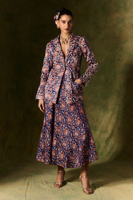 Shop Jodi Blue Silk Sequins, Beads Floral Handblock Print Blazer at Aza Fashions Shop_Jodi_Blue Silk Sequins, Beads Floral Handblock Print Blazer _at_Aza_Fashions
