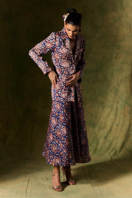 Jodi Blue Silk Sequins, Beads Floral Handblock Print Blazer Online at Aza Fashions Jodi_Blue Silk Sequins, Beads Floral Handblock Print Blazer _Online_at_Aza_Fashions