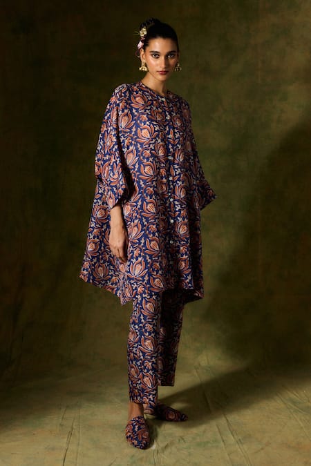 Shop Jodi Blue Silk Round Neck Floral Print Kurta at Aza Fashions Shop_Jodi_Blue Silk Round Neck Floral Print Kurta _at_Aza_Fashions