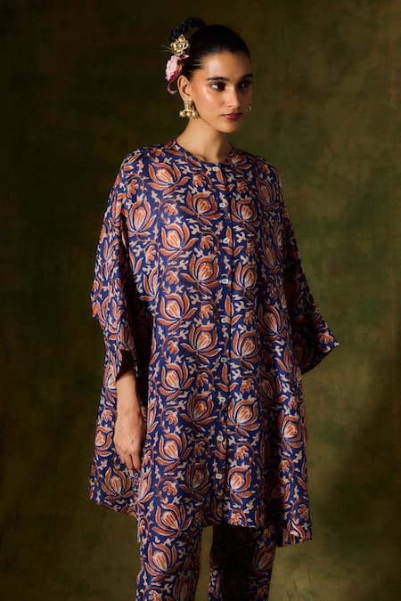 Shop Jodi Blue Silk Round Neck Floral Print Kurta Online at Aza Fashions Shop_Jodi_Blue Silk Round Neck Floral Print Kurta _Online_at_Aza_Fashions