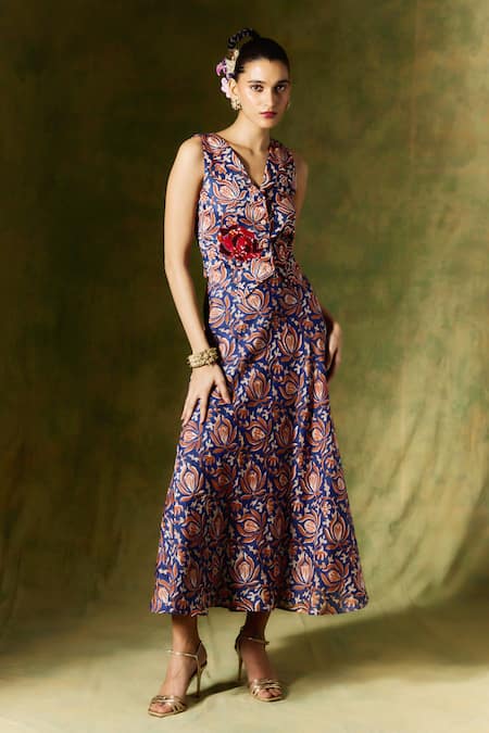 Buy Jodi Blue Silk Floral Handblock Print Flared Skirt Online at Aza Fashions Buy_Jodi_Blue Silk Floral Handblock Print Flared Skirt _Online_at_Aza_Fashions