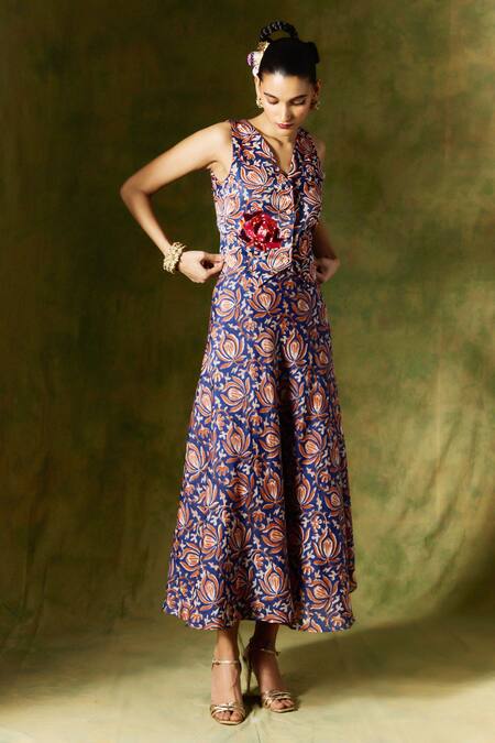 Shop Jodi Blue Silk Sequins, Beads V-neck Floral Handblock Print Waistcoat Online at Aza Fashions Shop_Jodi_Blue Silk Sequins, Beads V-neck Floral Handblock Print Waistcoat _Online_at_Aza_Fashions