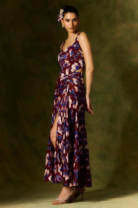 Jodi Wine Satin, Silk Sequins, Beads Scoop Neck Abstract Handblock Print Corset Online at Aza Fashions Jodi_Wine Satin, Silk Sequins, Beads Scoop Neck Abstract Handblock Print Corset _Online_at_Aza_Fashions