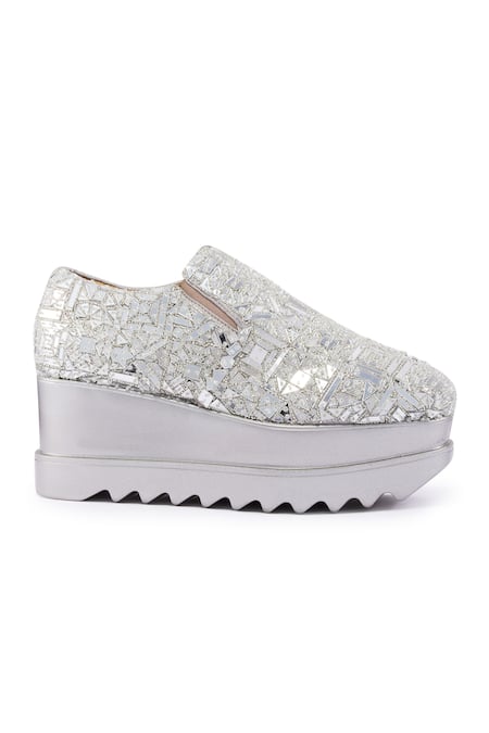 Buy_Anaar_Silver Acrylic Mirror Cutdana Wedge Sneakers _Online_at_Aza_Fashions