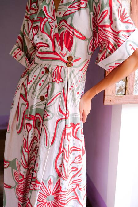 Buy Jodi White Cotton Collared Floral Abstract Handblock Print Dress Online at Aza Fashions Buy_Jodi_White Cotton Collared Floral Abstract Handblock Print Dress_Online_at_Aza_Fashions