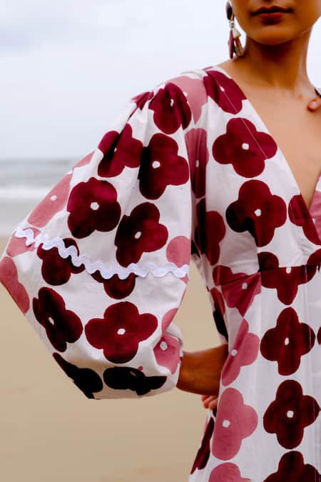 Buy_Jodi_Maroon Cotton Lace V-neck Floral Handblock Print Midi Dress 