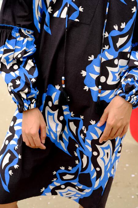 Buy_Jodi_Black Cotton Beads Collared And Blue Abstract Print Midi Dress _Online_at_Aza_Fashions