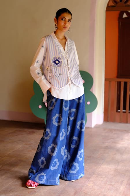 Jodi White Cotton Embroidery Collared 3d Floral Shirt Online at Aza Fashions Jodi_White Cotton Embroidery Collared 3d Floral Shirt _Online_at_Aza_Fashions