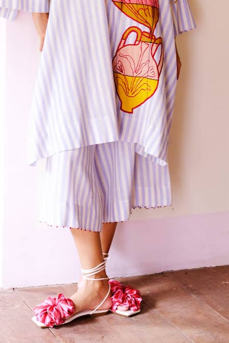 Jodi Blue Handloom Cotton Applique, Embroidery Striped Kurta Set With Cullotes Online at Aza Fashions Jodi_Blue Handloom Cotton Applique, Embroidery Striped Kurta Set With Cullotes _Online_at_Aza_Fashions