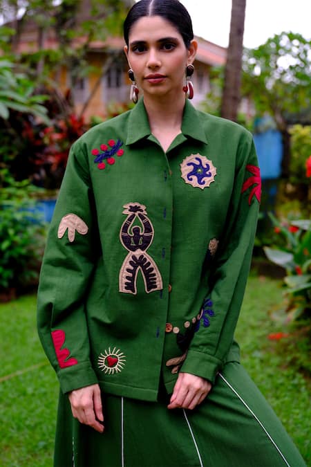 Shop Jodi Green Handloom Cotton Embroidery Collared Abstract Applique Jacket at Aza Fashions Shop_Jodi_Green Handloom Cotton Embroidery Collared Abstract Applique Jacket _at_Aza_Fashions