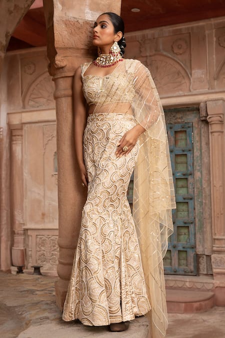 Laxmishriali Cutdana & Sequin Embroidered Pre-Draped Saree Set 